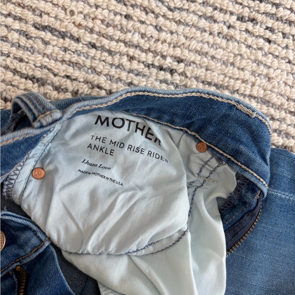 MOTHER Mid-Rise Rider Ankle Jeans - Picture 2 of 6